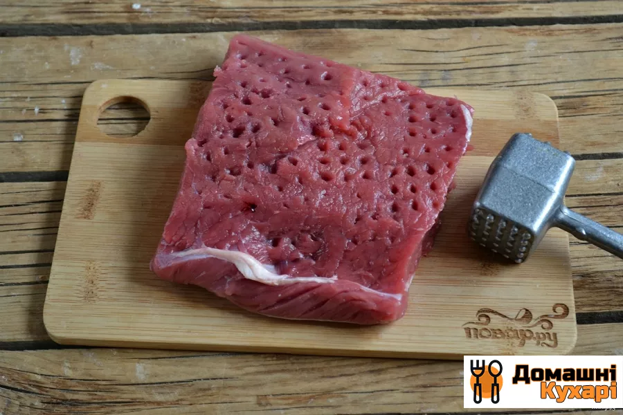 Біфштекс з яловичини на сковорідці - фото крок 2