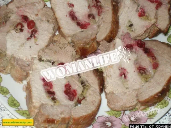 М'ясо, фаршироване журавлиною
