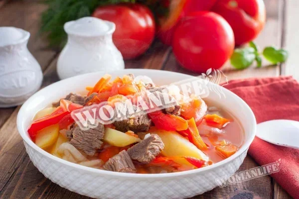 Хашлама з яловичини з картоплею