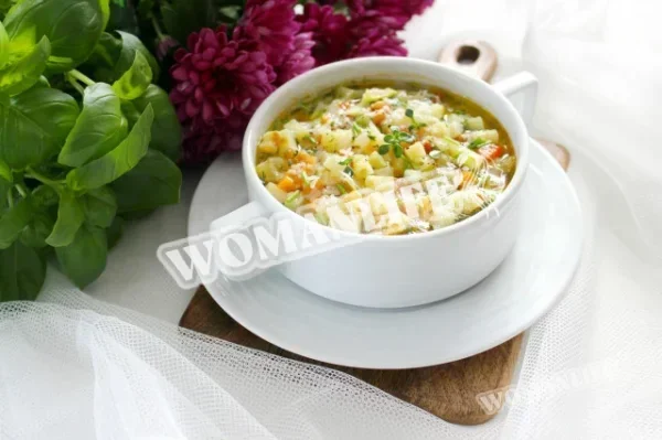 Класичний суп мінестроне