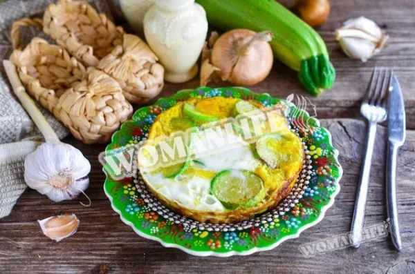 Кабачки, смажені з яйцем