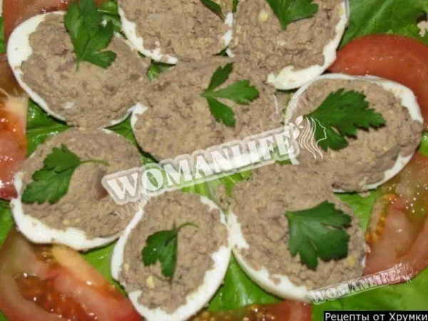 Яйця, фаршировані курячою печінкою