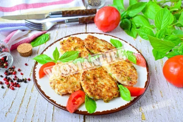 Оладки з рубаної курячої грудки