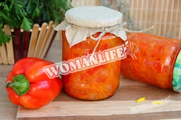 Лечо з помідорів, перцю, моркви та цибулі на зиму