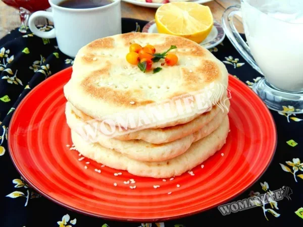Узбецькі коржі в духовці без дріжджів