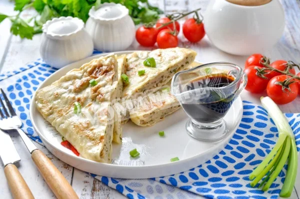 Китайський листковий пиріг з м'ясом і зеленою цибулею