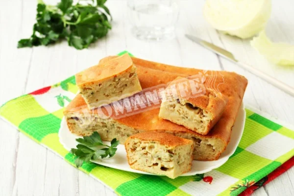 Класичний заливний пиріг з капустою і кефіром