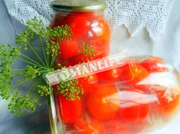 Помідори снігом з часником на зиму