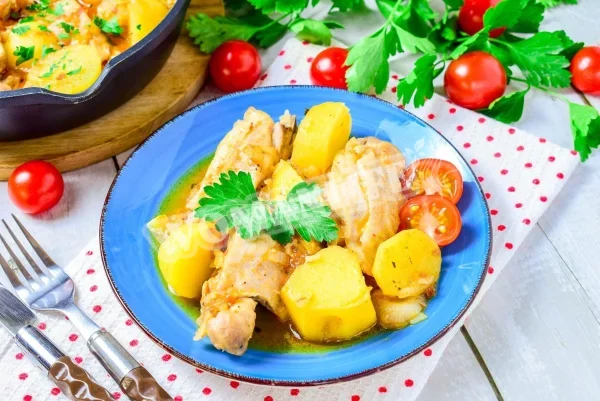 Чахохбілі з курки з картоплею