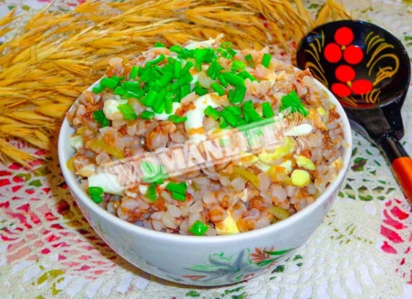 Гречка з яйцем