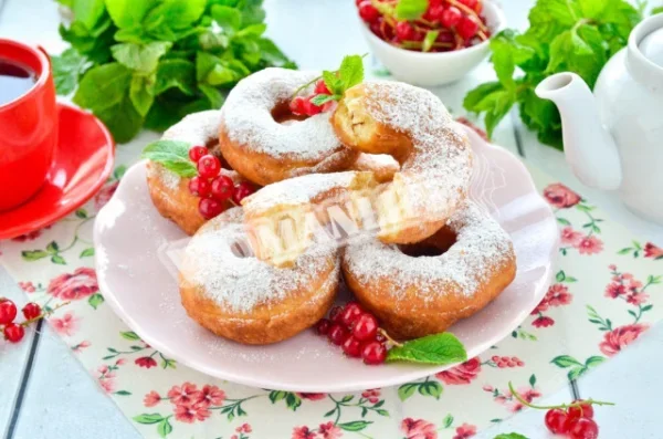 Молочні пончики без дріжджів на сковороді