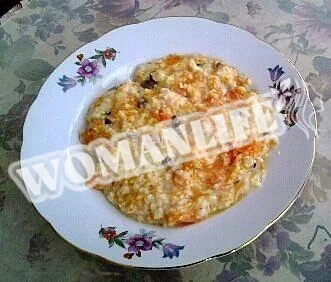 Пшоняна каша з гарбузом і родзинками