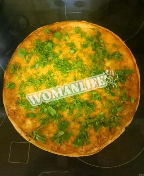 Пиріг з куркою, грибами та цибулею