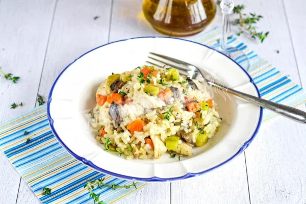 Різотто з куркою та овочами