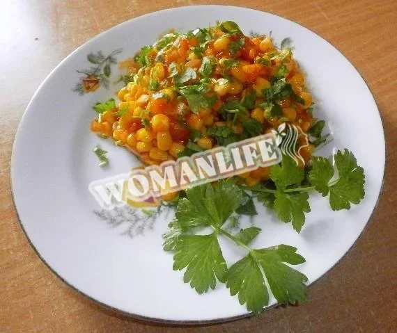 Кукурудза в томаті