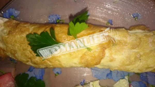 Яєчне обгортання з петрушкою