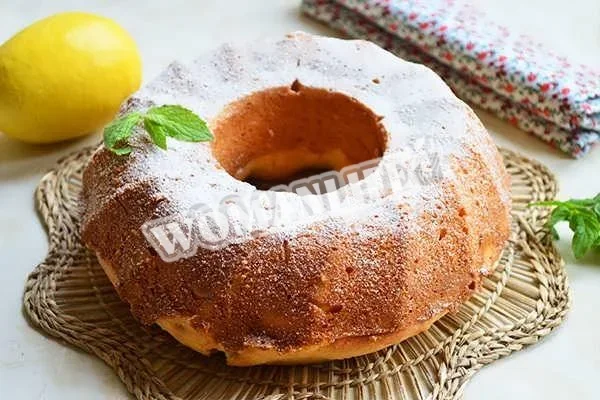 Простий лимонний пиріг