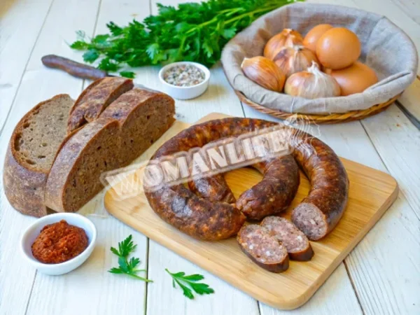 Домашня ліверна ковбаса