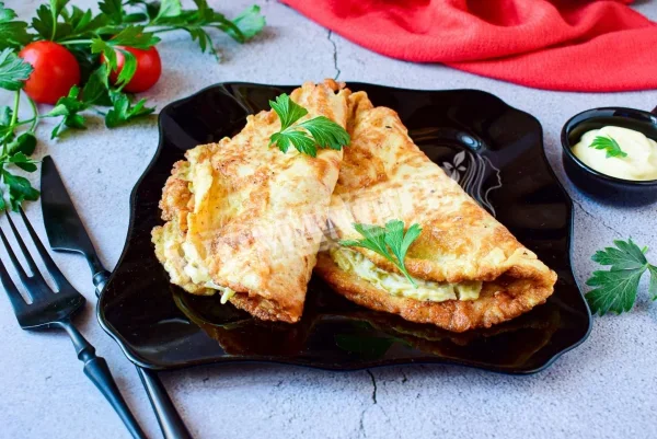 Курячий бризоль на сковороді