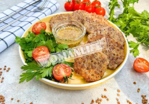 Оладки з вареної гречки
