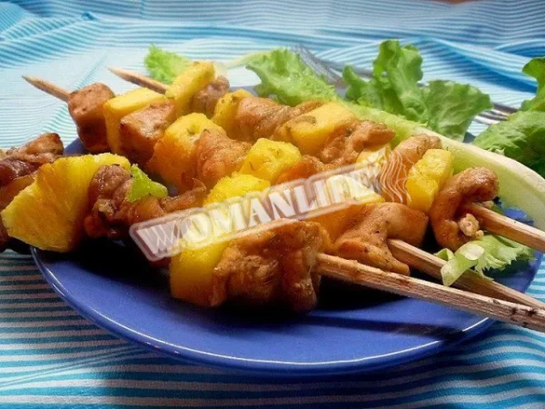 Курячий шашлик по-гавайськи
