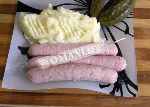 Домашні курячі сосиски