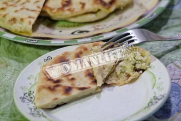 Хичіни з сиром, картоплею, зеленню