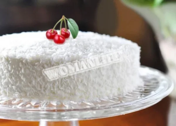 Пиріг з молоком і манкою