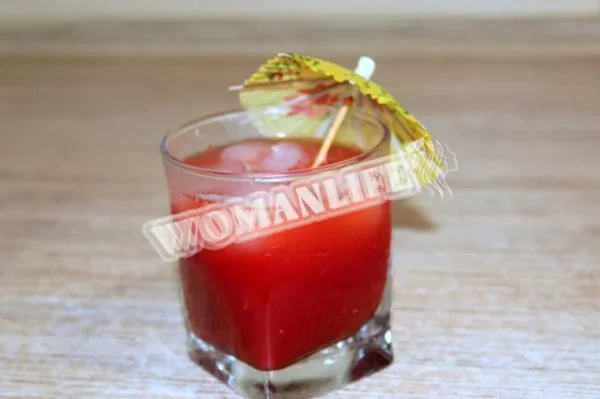 Полуничний сік