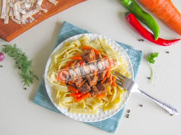 Домашня локшина з яловичини
