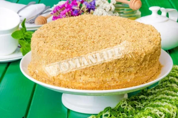 Медовик на сковороді