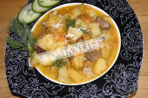 Картопля з печінкою в духовці