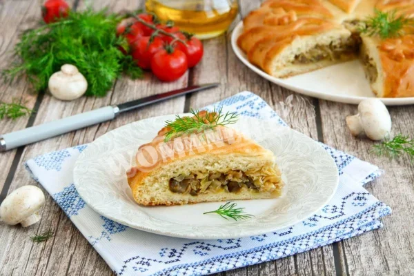 Пісний пиріг з капустою