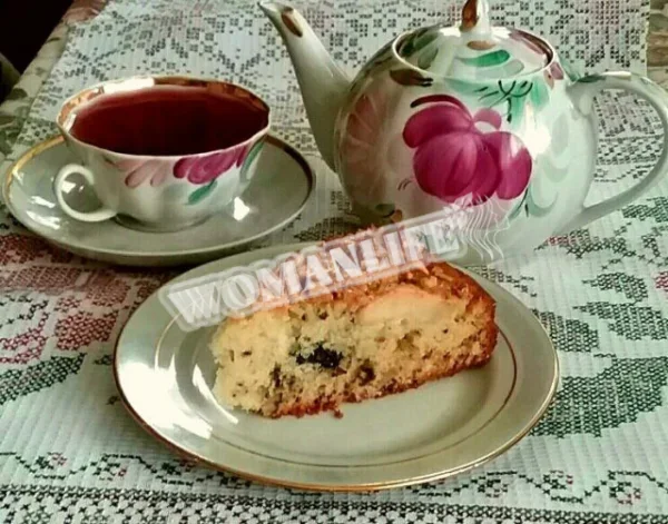 Осінній яблучний пиріг