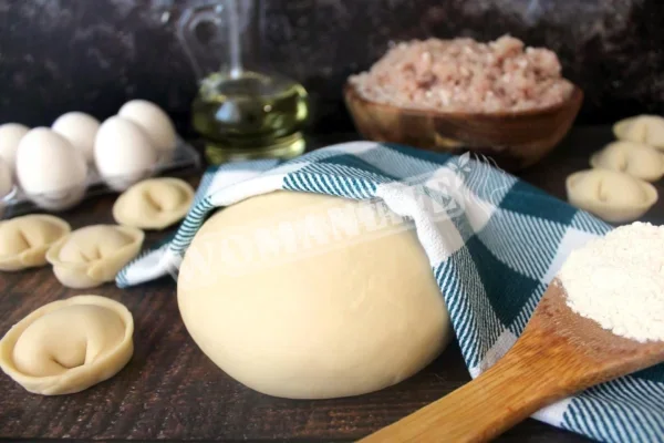 Тісто для вареників на молоці