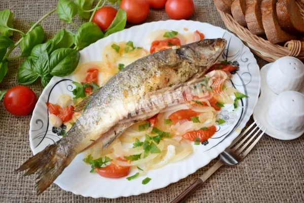 Сібас, запечений в духовці