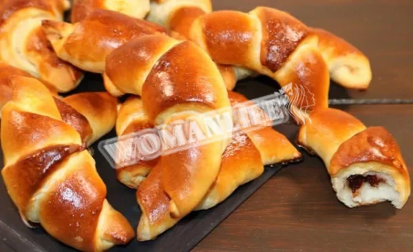 Масляні бублики з варенням