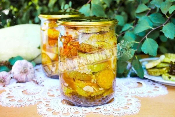 Кабачки смажені з часником на зиму часточками в банках