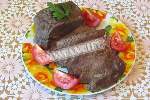 М'ясо на пару в мультиварці