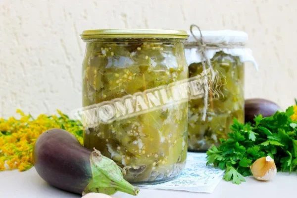 Мариновані баклажани з часником і зеленню на зиму