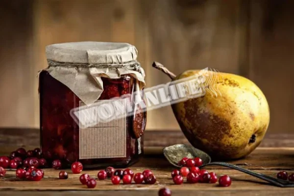 Брусничне варення з грушами