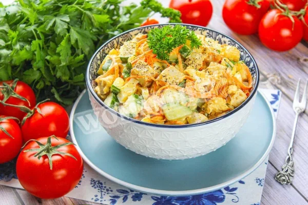 Салат з куркою морква по-корейськи свіжий огірок