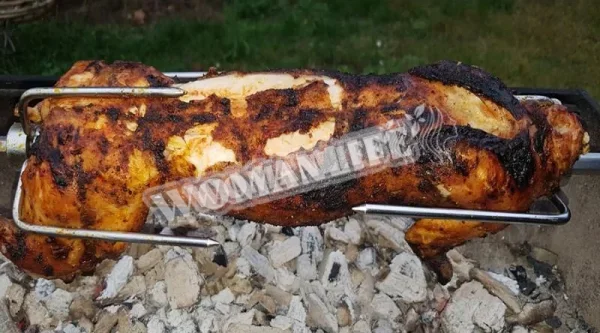 Кролик смажений на рожні