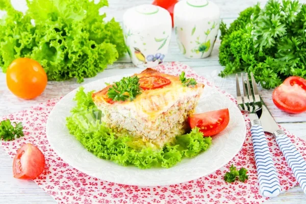 Кабачки з фаршем і картоплею в духовці