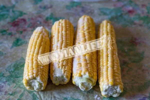 Заморожування качанів кукурудзи на зиму