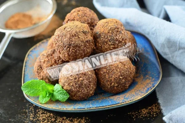 Рожкові цукерки