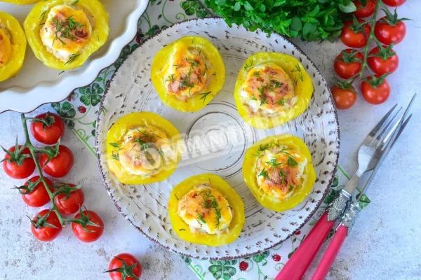 Картопляні човники в духовці, фаршировані фаршем