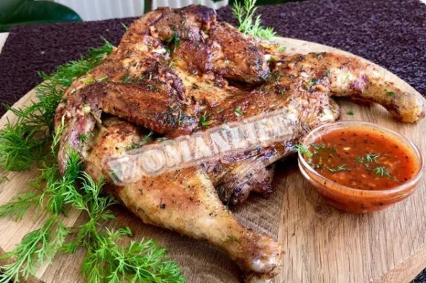 Курячі корнішони на сковороді