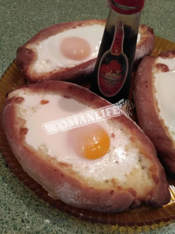 Хачапурі по-аджарськи