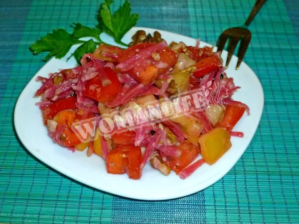 Салат з редьки маргеланської